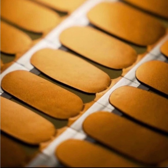 Color Street Nail Coloring Strips! - Picture 3 of 4